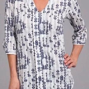 Patagonia White and Blue Blouse